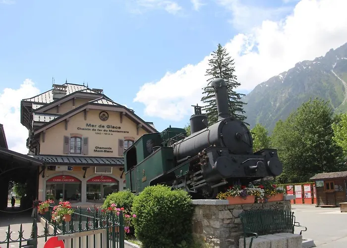 STUDIO CHAMONIX MONT-BLANC Idéalement situé